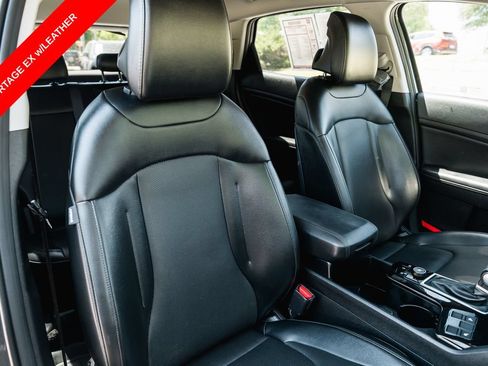 Used 2024 Kia Sportage EX FWD image 29