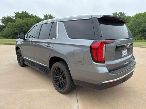 Used 2021 GMC Yukon SLT w/ SLT Premium Package RWD image 3