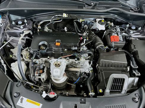 Used 2025 Honda HR-V LX image 31