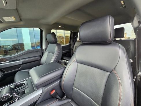 Used 2023 Ford F150 Lariat w/ Trailer Tow Package image 15