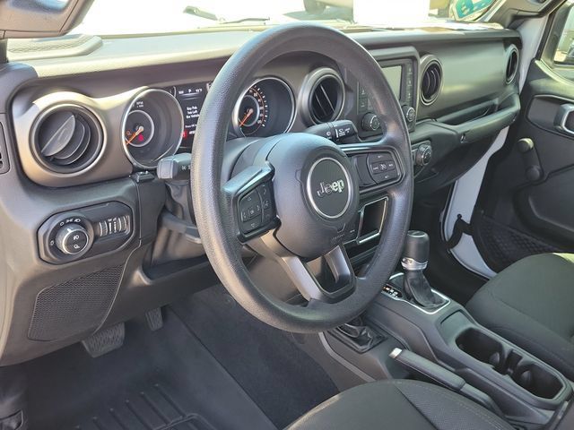 Used 2021 Jeep Gladiator Sport AWD/4WD image 18