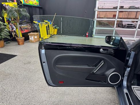 Used 2019 Volkswagen Beetle 2.0T Final Edition SEL image 17