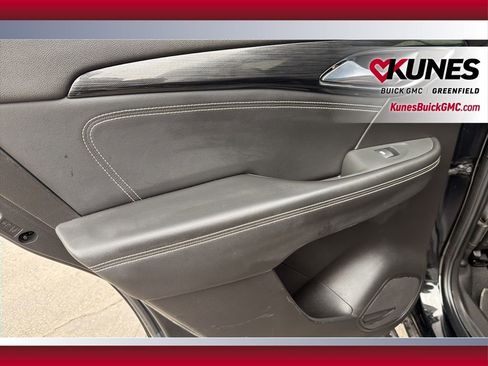 Used 2023 Buick Envision Essence w/ Sport Touring Package image 35