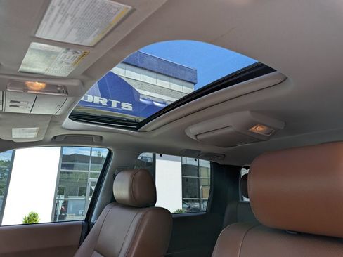 Used 2017 Toyota Sequoia Platinum AWD/4WD image 30