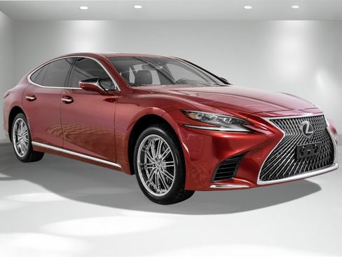 Used 2018 Lexus LS 500 image 6