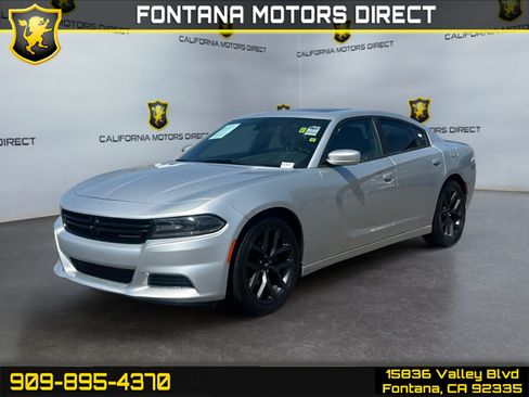 Used 2021 Dodge Charger SXT w/ Leather Interior Group RWD image 1