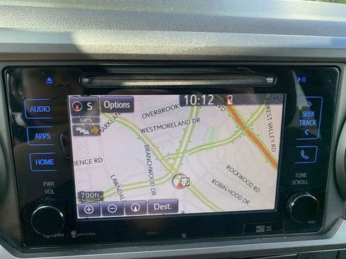 Used 2016 Toyota Tacoma TRD Sport w/ Towing Package image 23