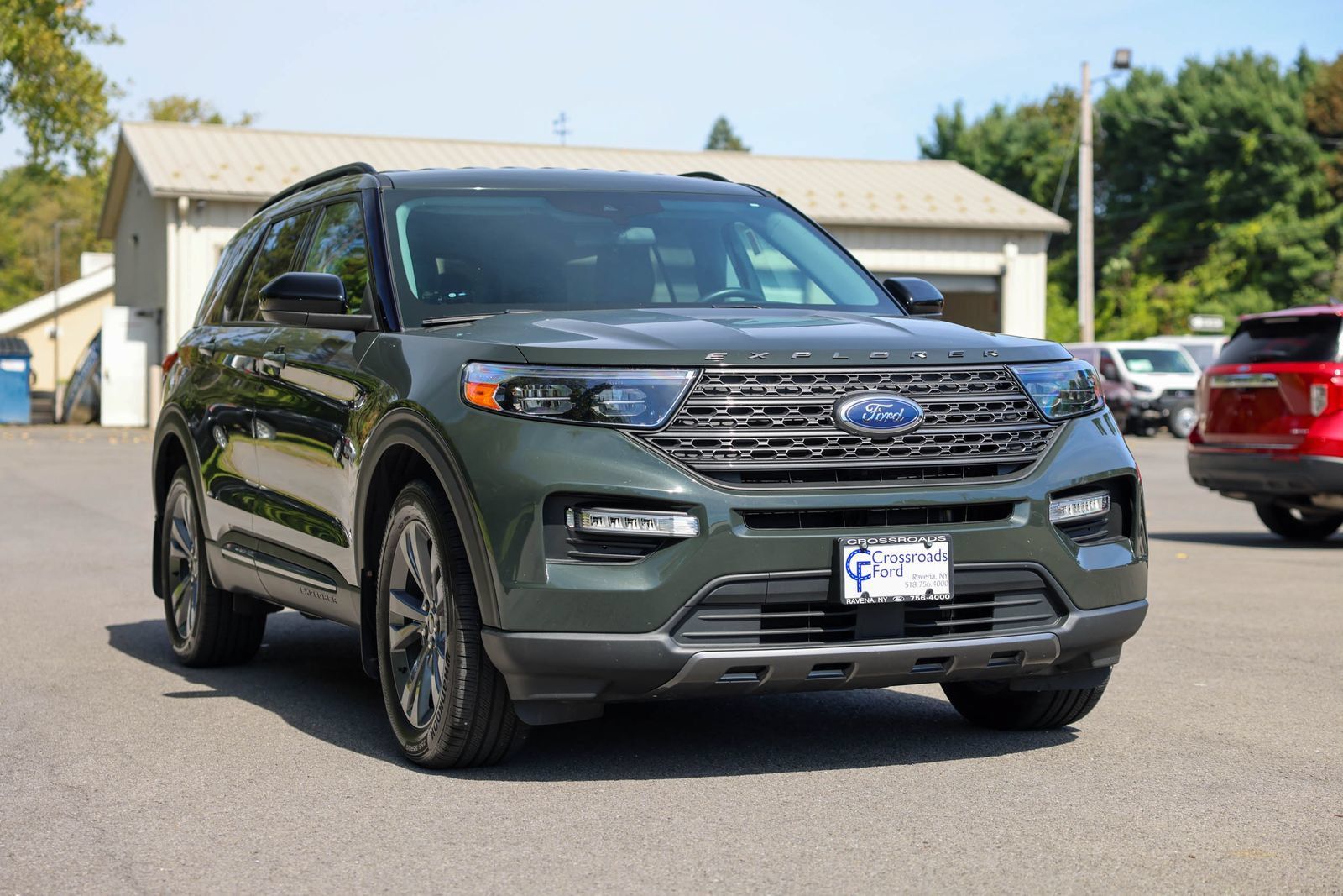 Certified 2023 Ford Explorer XLT w/ Equipment Group 202A AWD/4WD image 2
