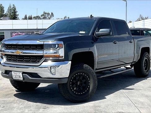 Used 2017 Chevrolet Silverado 1500 LT w/ All Star Edition image 2