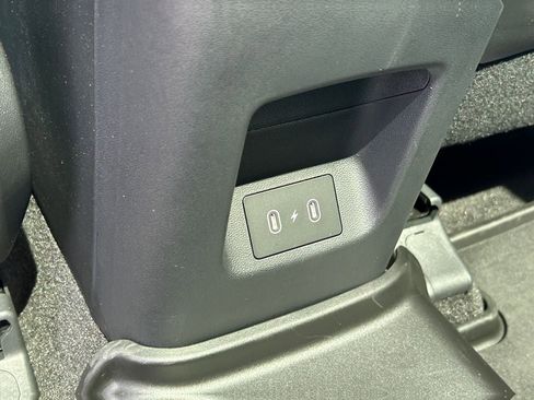 Used 2025 Hyundai Tucson Limited AWD/4WD image 32