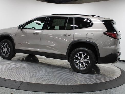 New 2026 GMC Acadia AT4 image 6