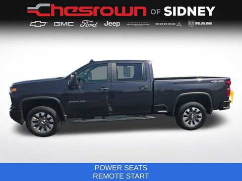 Used 2024 Chevrolet Silverado 2500 Custom w/ Custom Value Package AWD/4WD image 8