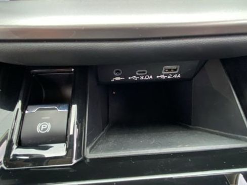 Certified 2025 Subaru Legacy Premium AWD/4WD image 29