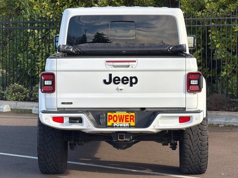 Used 2021 Jeep Gladiator Overland image 5