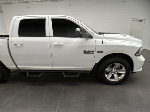 Used 2016 RAM 1500 Sport AWD/4WD image 11