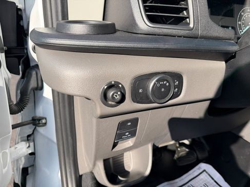 Used 2024 Ford Transit 250 Low Roof w/ Exterior Upgrade Package RWD image 16