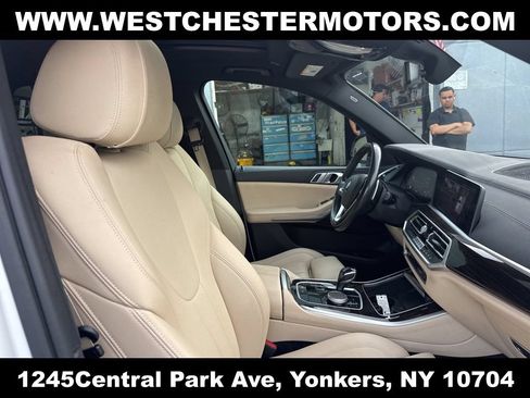 Used 2020 BMW X5 xDrive40i w/ Convenience Package AWD/4WD image 16