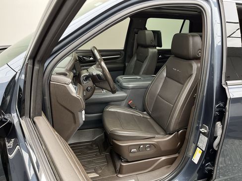 Certified 2021 GMC Yukon Denali w/ Denali Premium Package AWD/4WD image 12