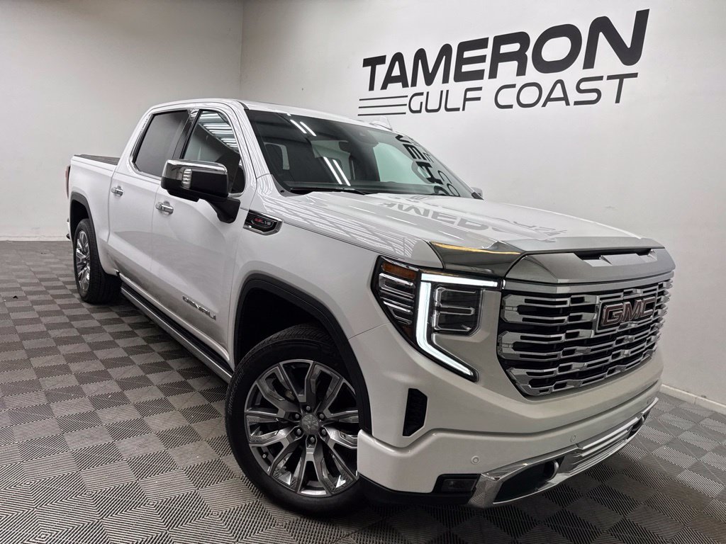 Used 2024 GMC Sierra 1500 Denali AWD/4WD image 1