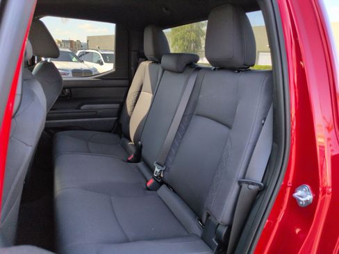 Used 2025 Toyota Tacoma SR5 image 29