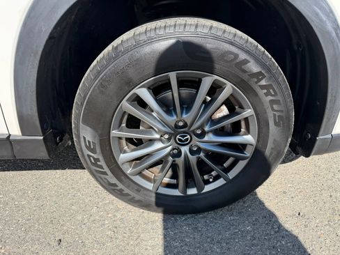 Used 2017 MAZDA CX-5 Touring image 9