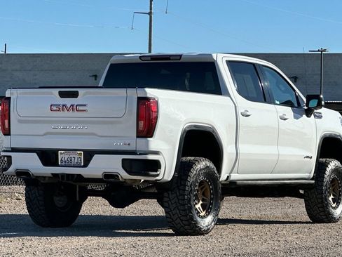 Used 2021 GMC Sierra 1500 AT4 image 4