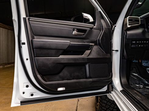 Used 2026 Toyota Tundra Limited image 30