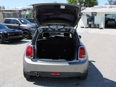 Used 2020 MINI Cooper 2-Door Hardtop FWD image 10
