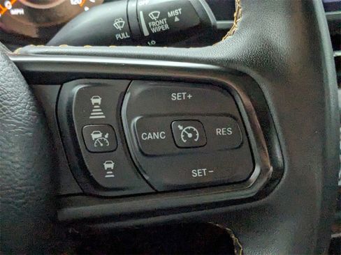 Used 2024 Jeep Gladiator Sport image 22