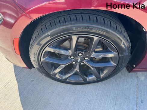 Used 2021 Dodge Charger SXT w/ Blacktop Package RWD image 8