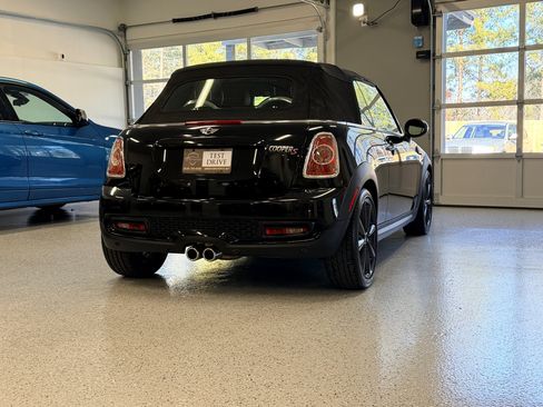 Used 2015 MINI Cooper S image 8