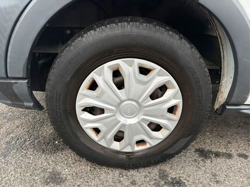 Used 2017 Ford Transit 150 130 Low Roof w/ Exterior Upgrade Package image 17