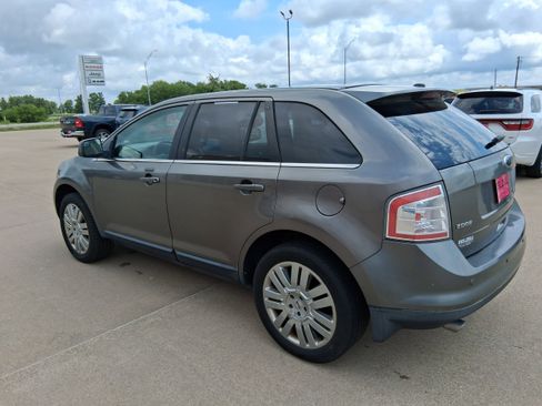 Used 2010 Ford Edge Limited FWD image 6