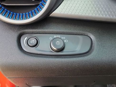 Certified 2024 Chevrolet Trax LS FWD image 19