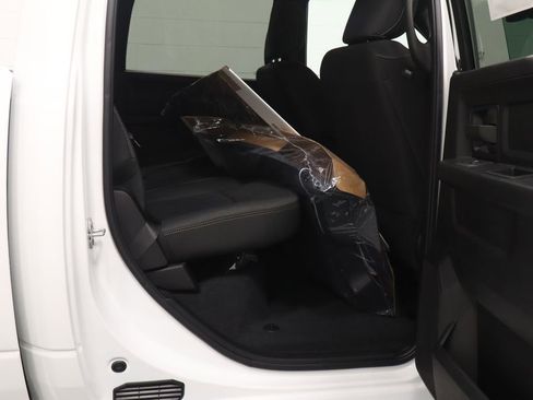 New 2026 RAM 3500 Tradesman AWD/4WD image 19