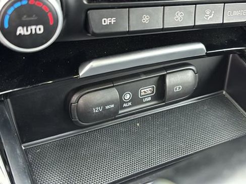 Used 2019 Kia Stinger image 22