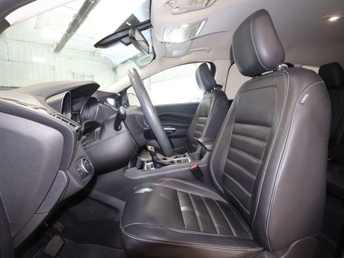 Used 2018 Ford Escape Titanium AWD/4WD image 14
