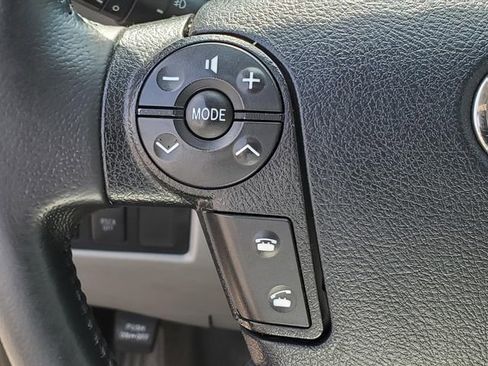 Used 2010 Toyota Tundra Limited AWD/4WD image 22