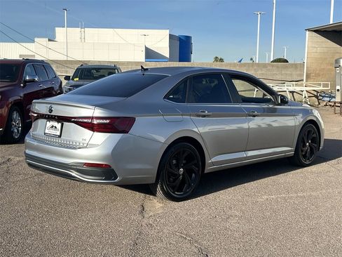 New 2026 Volkswagen Jetta SE image 5