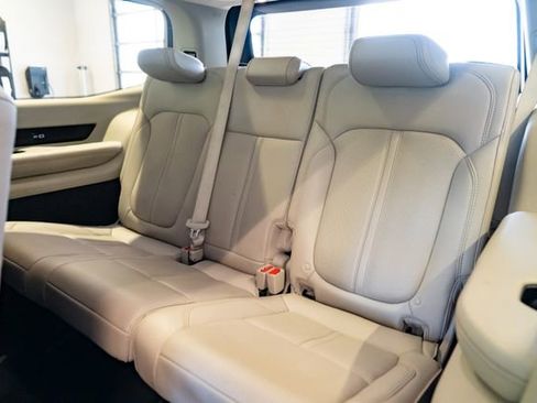 Used 2023 Jeep Grand Wagoneer 4WD w/ Flexible Seating Group image 34