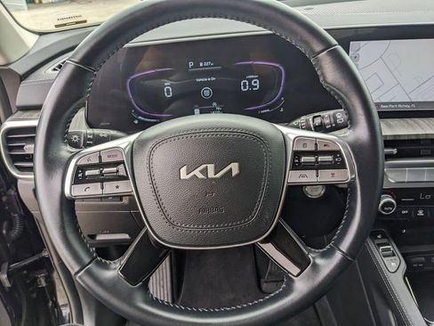 Certified 2025 Kia Telluride EX w/ EX Captain's Chair Package image 31