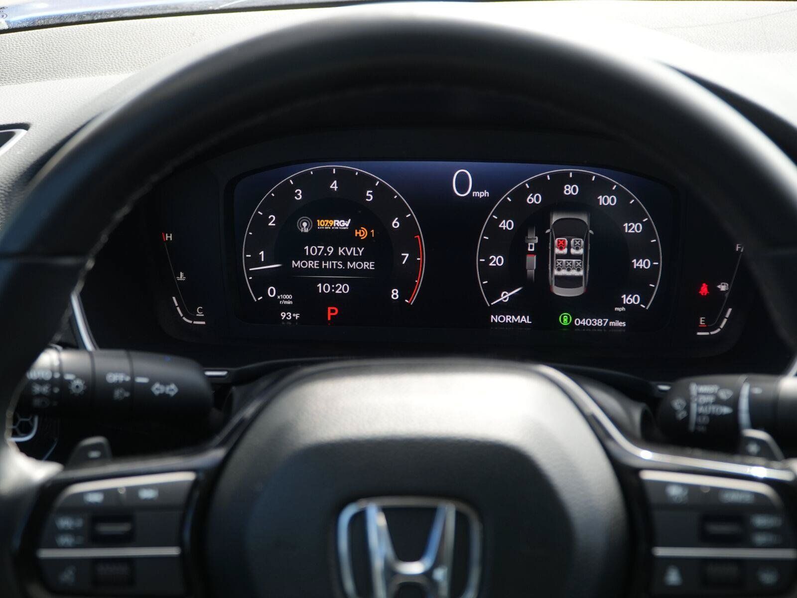 Used 2023 Honda Civic Touring image 24