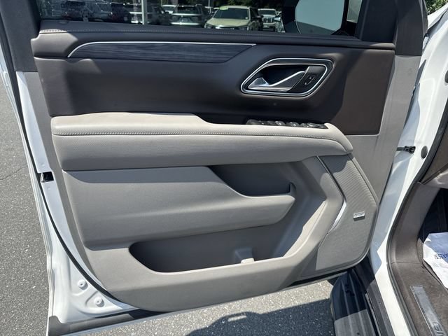 Certified 2021 GMC Yukon SLT w/ SLT Premium Package AWD/4WD image 22