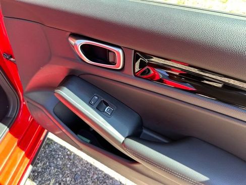 Used 2022 Honda Civic Sport Touring image 19