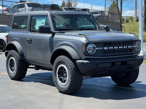 Used 2026 Ford Bronco 2-Door w/ Sasquatch Package AWD/4WD image 32
