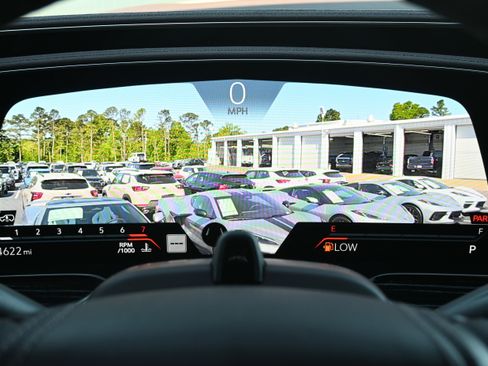 Used 2023 Cadillac Escalade V image 12