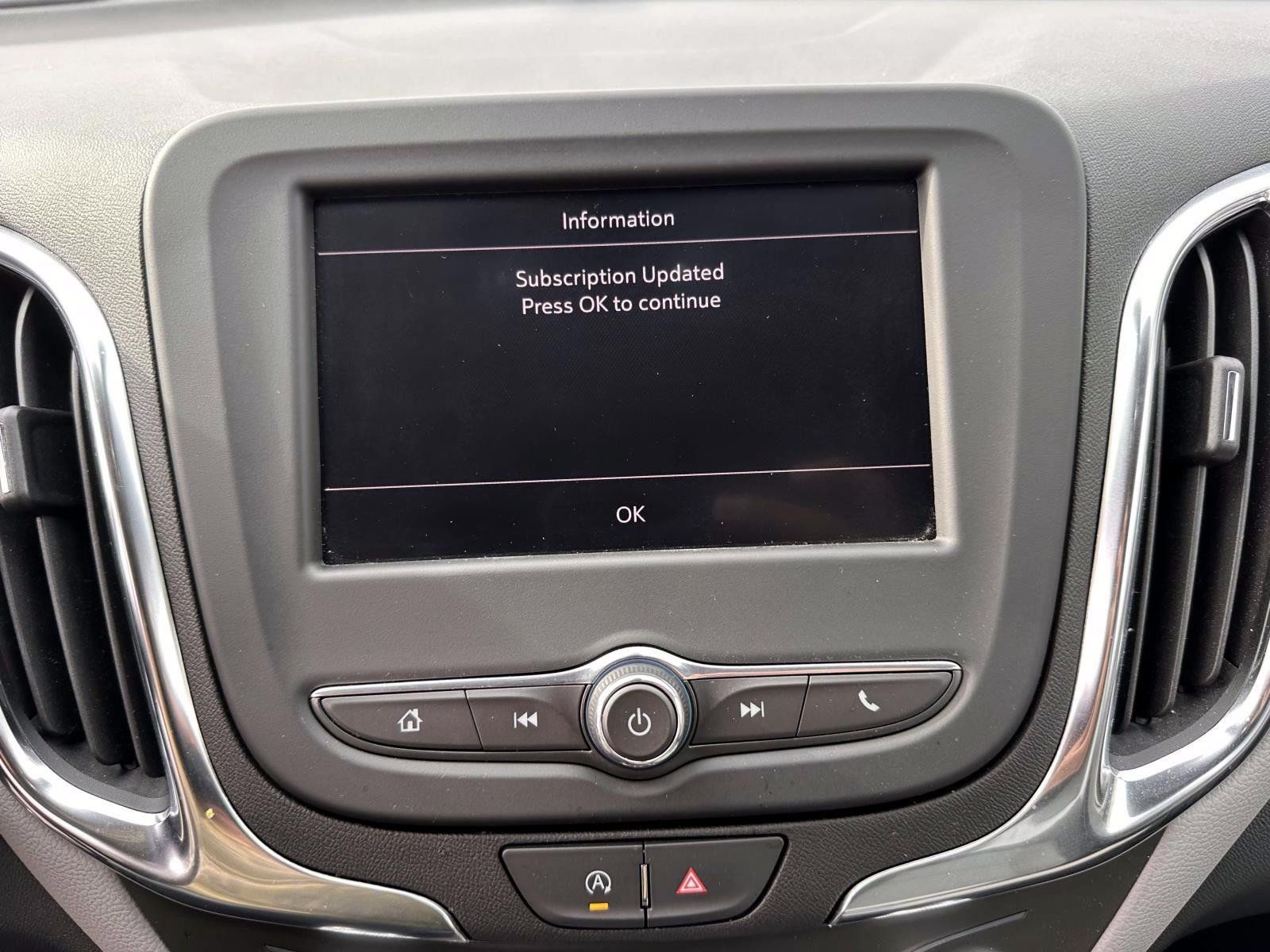 Used 2024 Chevrolet Equinox LS w/ LS Convenience Package AWD/4WD image 21
