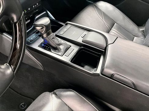 Used 2020 Lexus ES 350 Ultra Luxury image 14