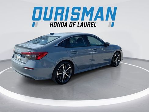 Used 2023 Honda Civic Touring image 8