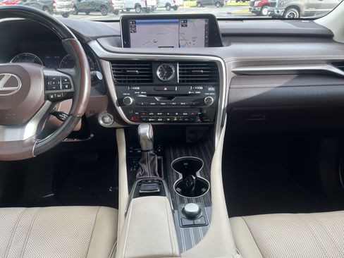 Used 2019 Lexus RX 350L Luxury w/ Accessory Package FWD image 25